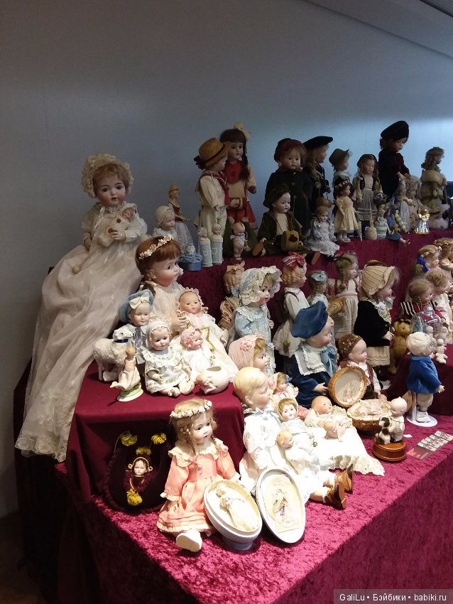 Выставка кукол и мишек в Eschwege. Коллекционные и мишки-тедди
