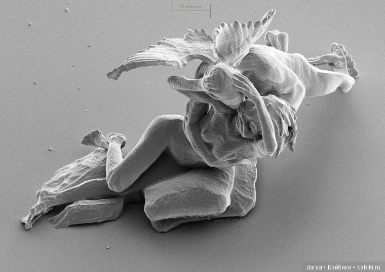 Нано-скульптуры Jonty Hurwitz. Самые микроскопические люди в мире (фото 7)