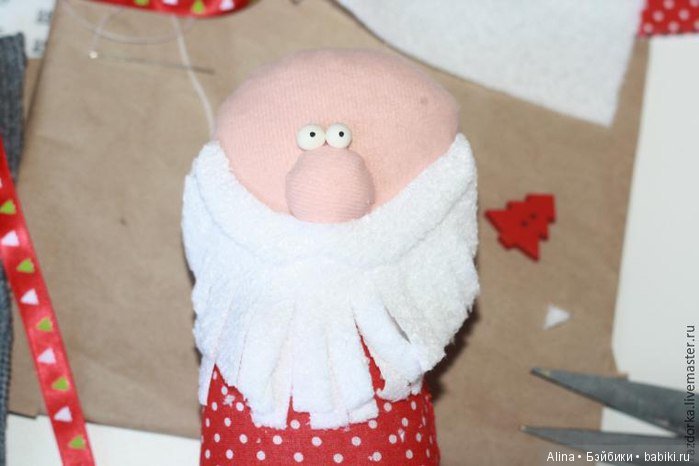 Дед Мороз из ткани с выкройкой (фото 5)