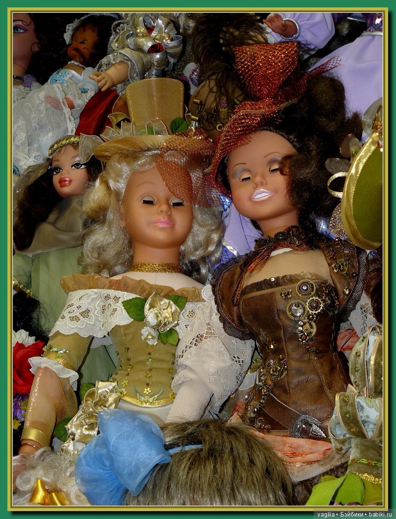 Спят усталые игрушки,куклы спят