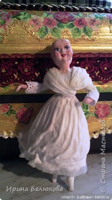 "Фарфоровая" пастушка из ваты (фото 2)