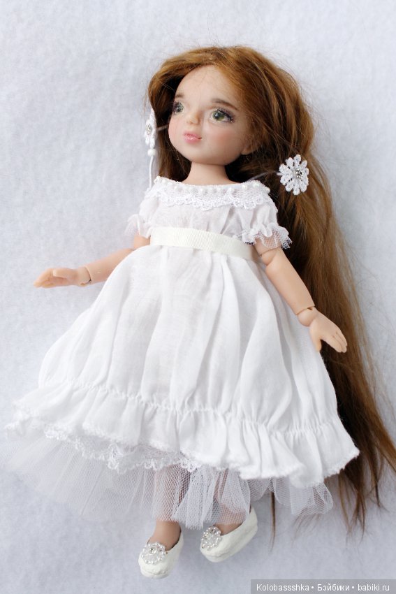 Виктория - полушарнирная куколка-малышка (фото 4)