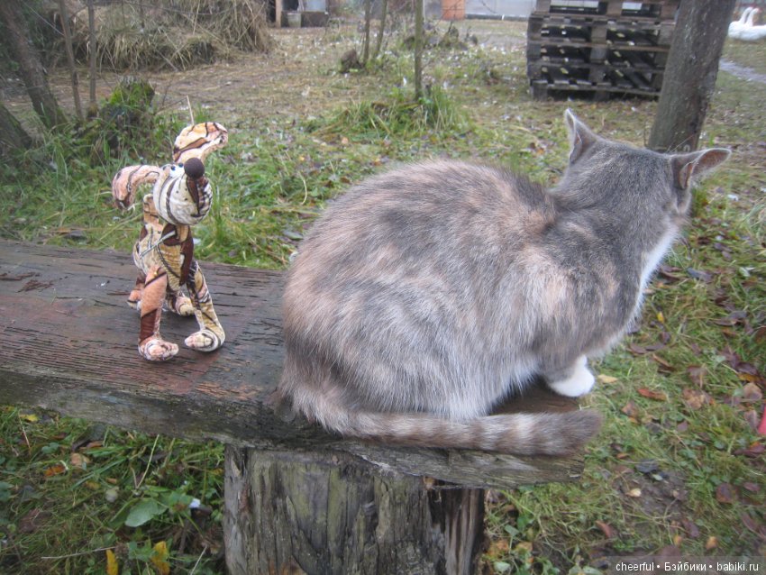 Скоро... скоро... новый год, где-то нас собака ждет