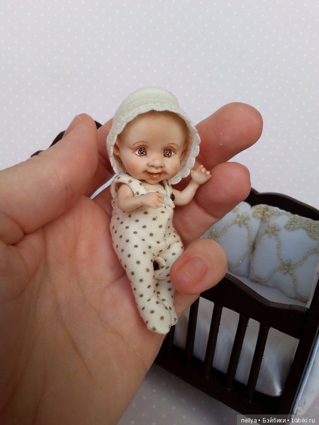 Максимка — Авторские миниатюрные куклы: лепка (фото 9)