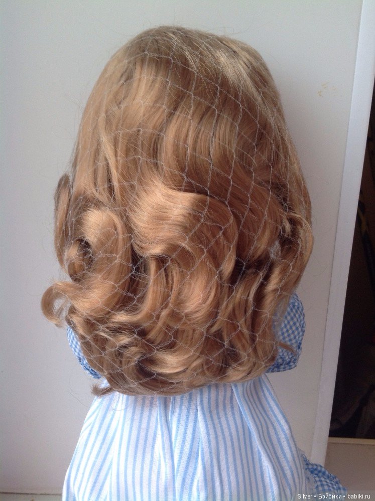 Помогите опознать куклу 42 см и сервиз (фото 2)