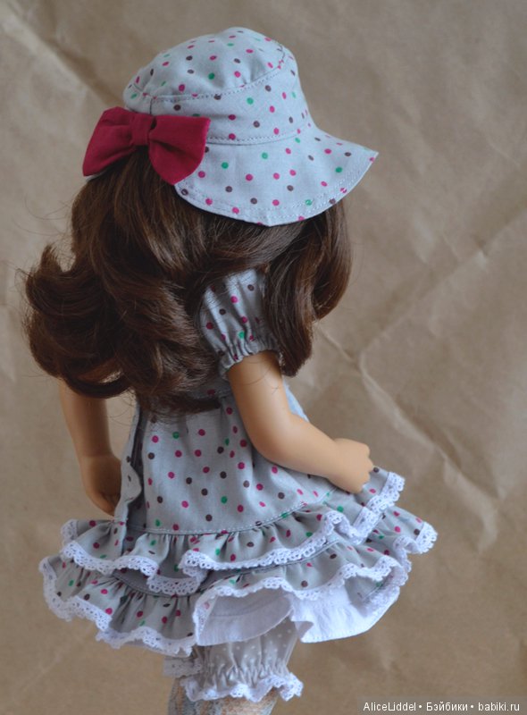 Новая девочка в доме, Жанна от Petitcollin, теперь Бэкки