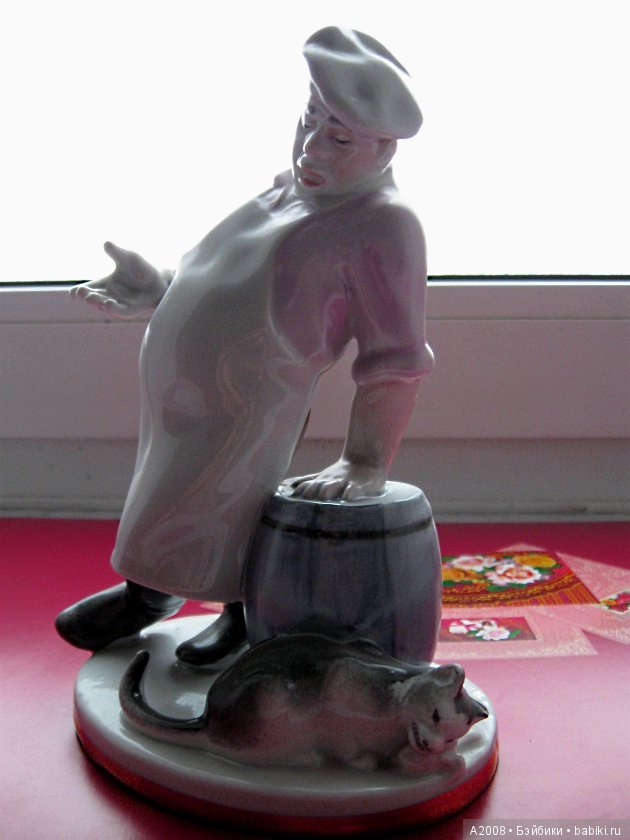 А Васька слушает, да ест — Фарфоровые статуэтки и фигурки: винтаж (фото 2)