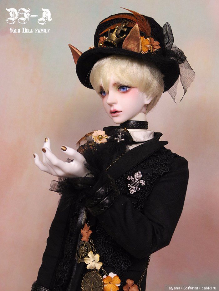 Doll family A продают парня Dumila и двух котиков MiaoMiao и WuWu