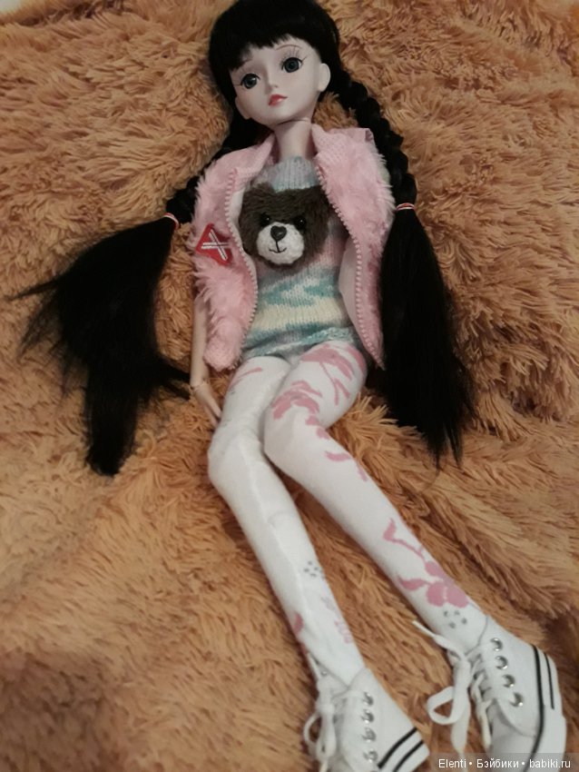 Новый свитер с мишкой — Куклы Звезды подиума (Angel Collection): шарнирные (фото 4)