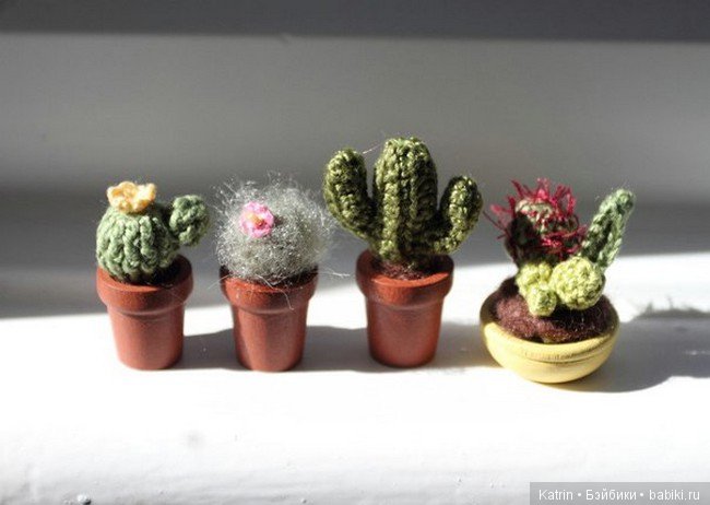 Вязанные миниатюрные цветы мастерицы Fancy Knittles (фото 4)