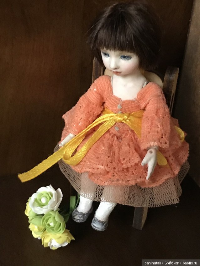 Забежала ко мне девченочка