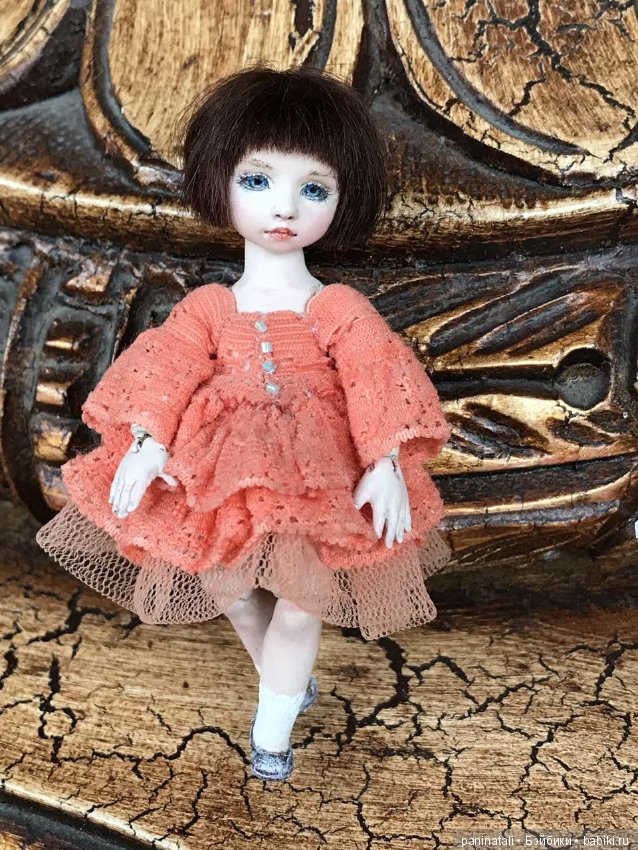 Забежала ко мне девченочка