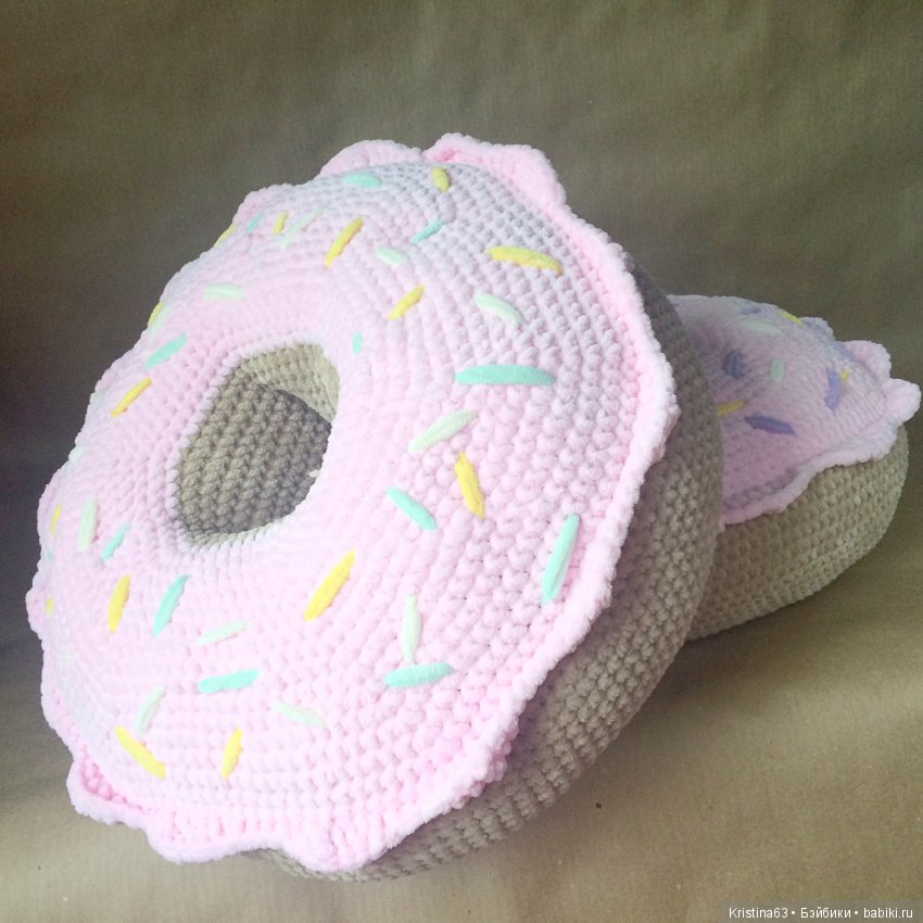 Мои игрушки из плюшевой пряжи