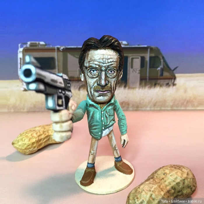 "Игра Престолов", The Beattles и Носферату: фигурки из арахиса от игрушечных дел мастера