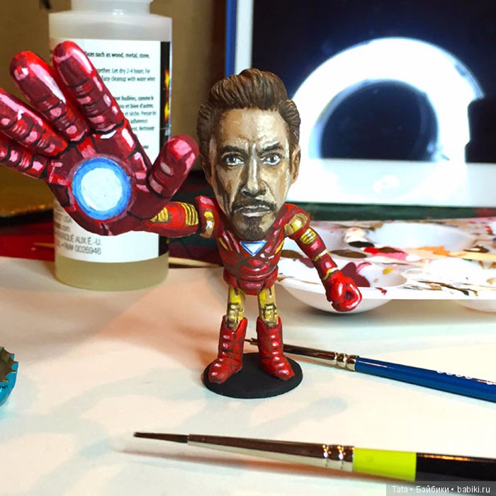 "Игра Престолов", The Beattles и Носферату: фигурки из арахиса от игрушечных дел мастера