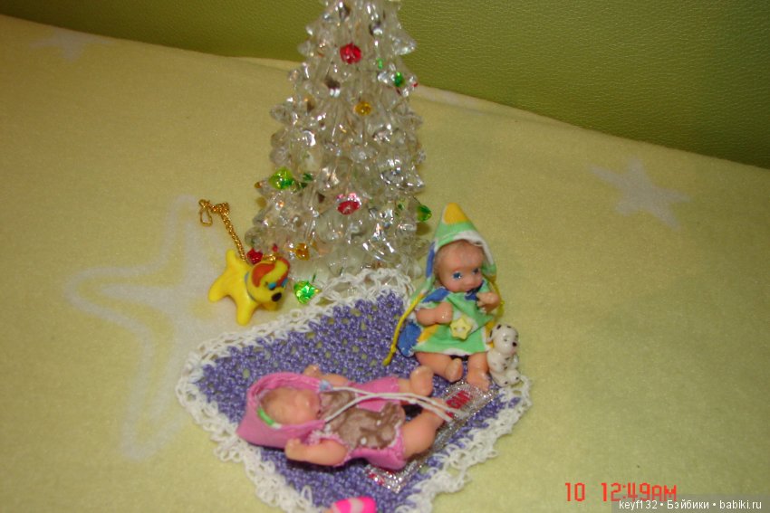 Новогодние малыши Тося и Валерия