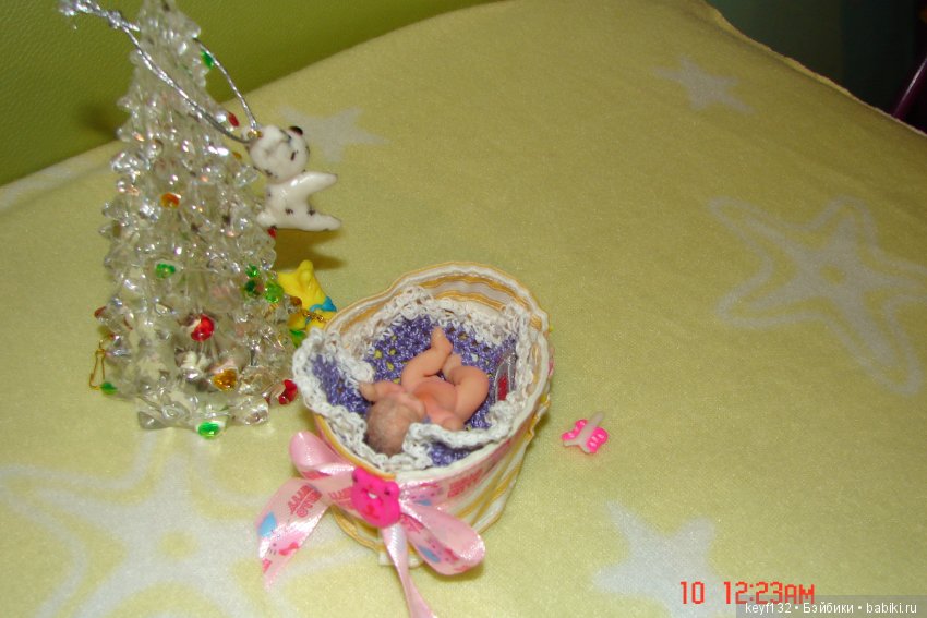 Новогодние малыши Тося и Валерия (фото 2)