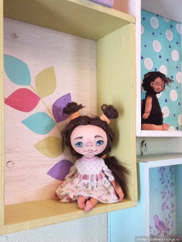Текстильная кукла-болтушка (фото 4)