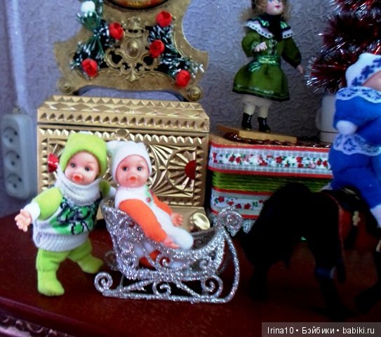 Кукольная миниатюра. Комната с камином