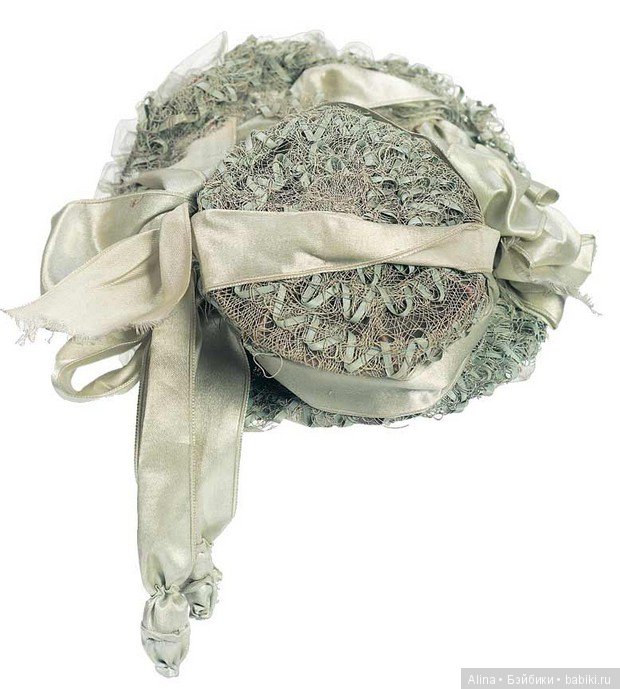 Боннеты антикварных кукол