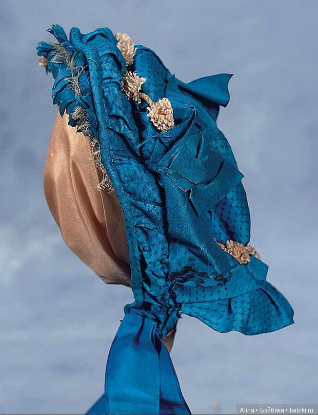 Боннеты антикварных кукол