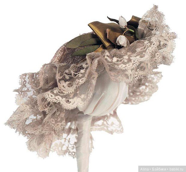 Боннеты антикварных кукол