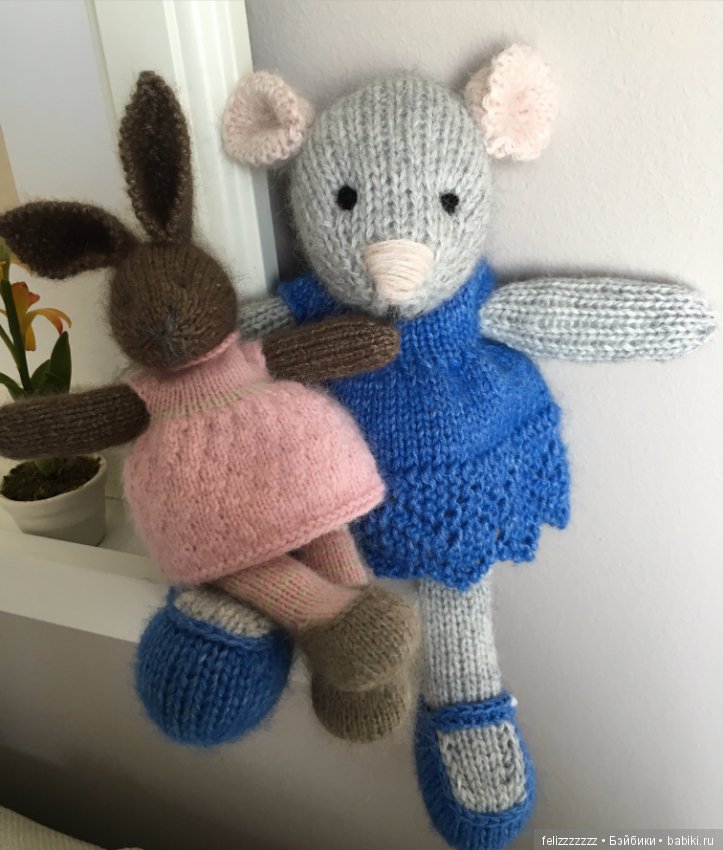 Зайчики от LittleCottonRabbit в моем исполнении и немножко про автора мастерклассов