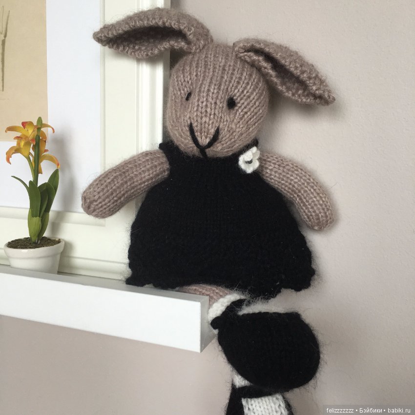 Зайчики от LittleCottonRabbit в моем исполнении и немножко про автора мастерклассов