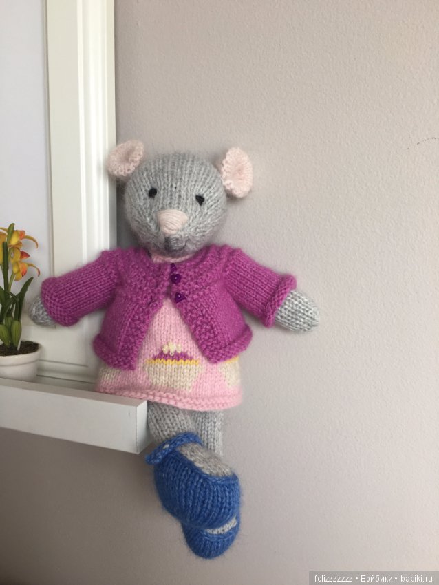 Зайчики от LittleCottonRabbit в моем исполнении и немножко про автора мастерклассов