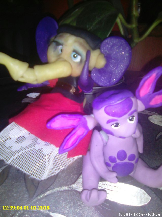 Ларри и Марина встречают новеньких (фото 4)