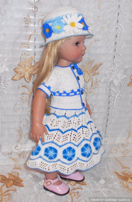 Одежда для кукол с использованием отдельных мотивов