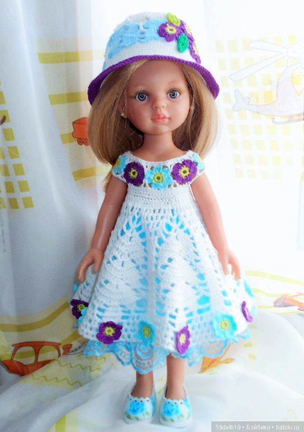 Одежда для кукол с использованием отдельных мотивов