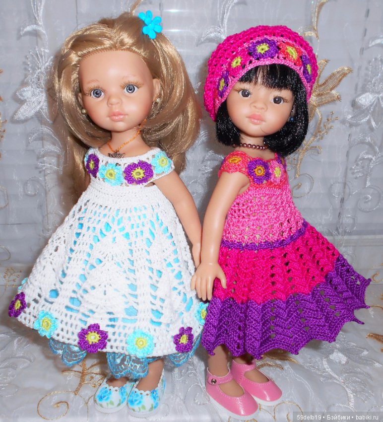 Одежда для кукол с использованием отдельных мотивов