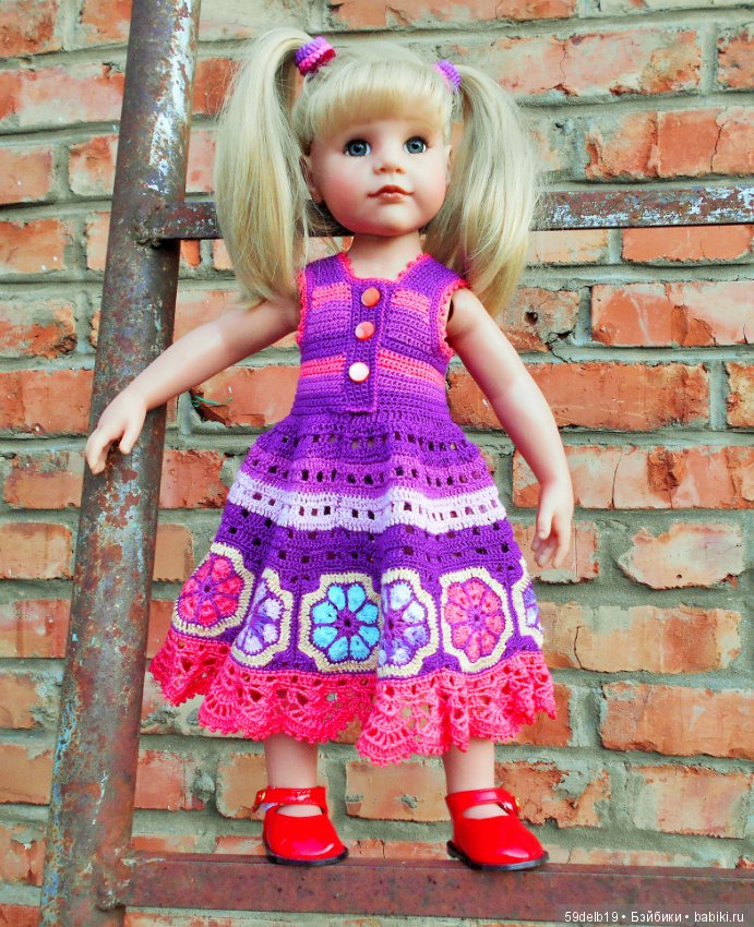 Одежда для кукол с использованием отдельных мотивов