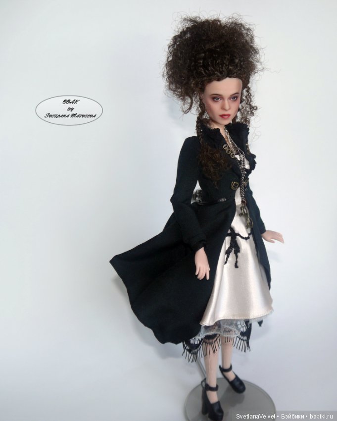 ООАК, Хелена Бонем Картер