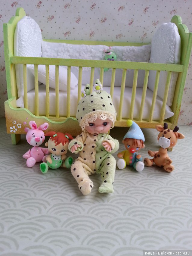 Гусеничка — Авторские миниатюрные куклы: лепка (фото 9)