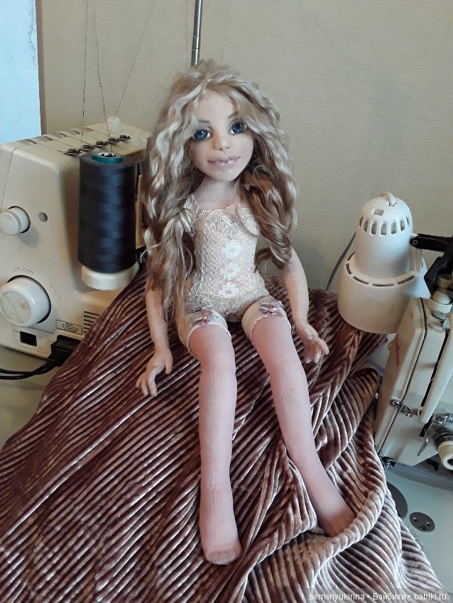 Авторская текстильная кукла (фото 4)