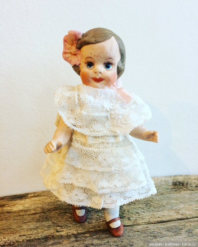 Одеваем маленькую Limbach doll (фото 3)