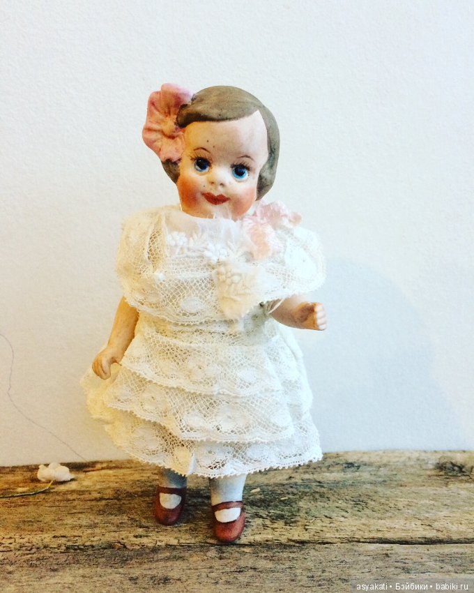 Одеваем маленькую Limbach doll (фото 4)