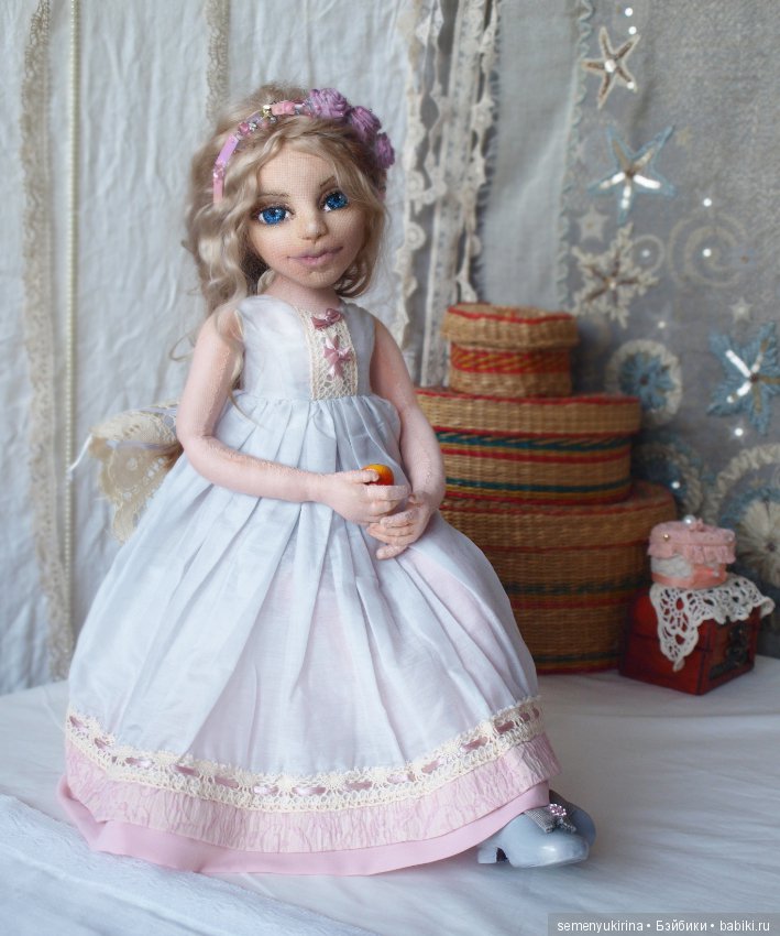 Текстильная авторская кукла (фото 2)