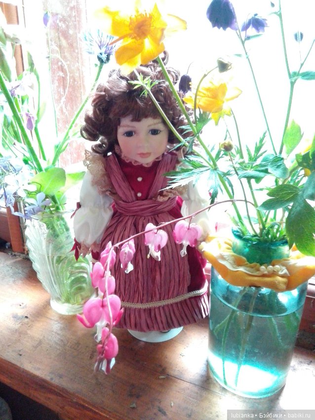 Несколько моих кукольно—цветочных зарисовок