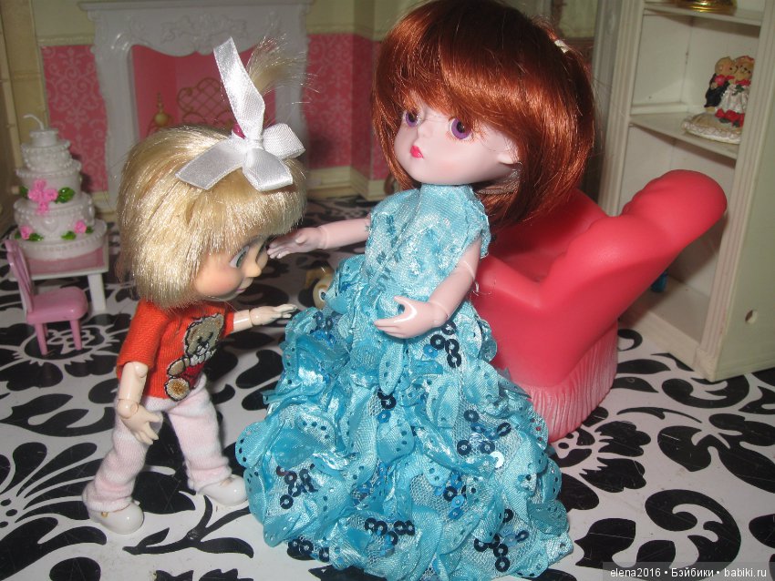 Машенька — Куклы Маша и Медведь (Simba): Маша в кармашке