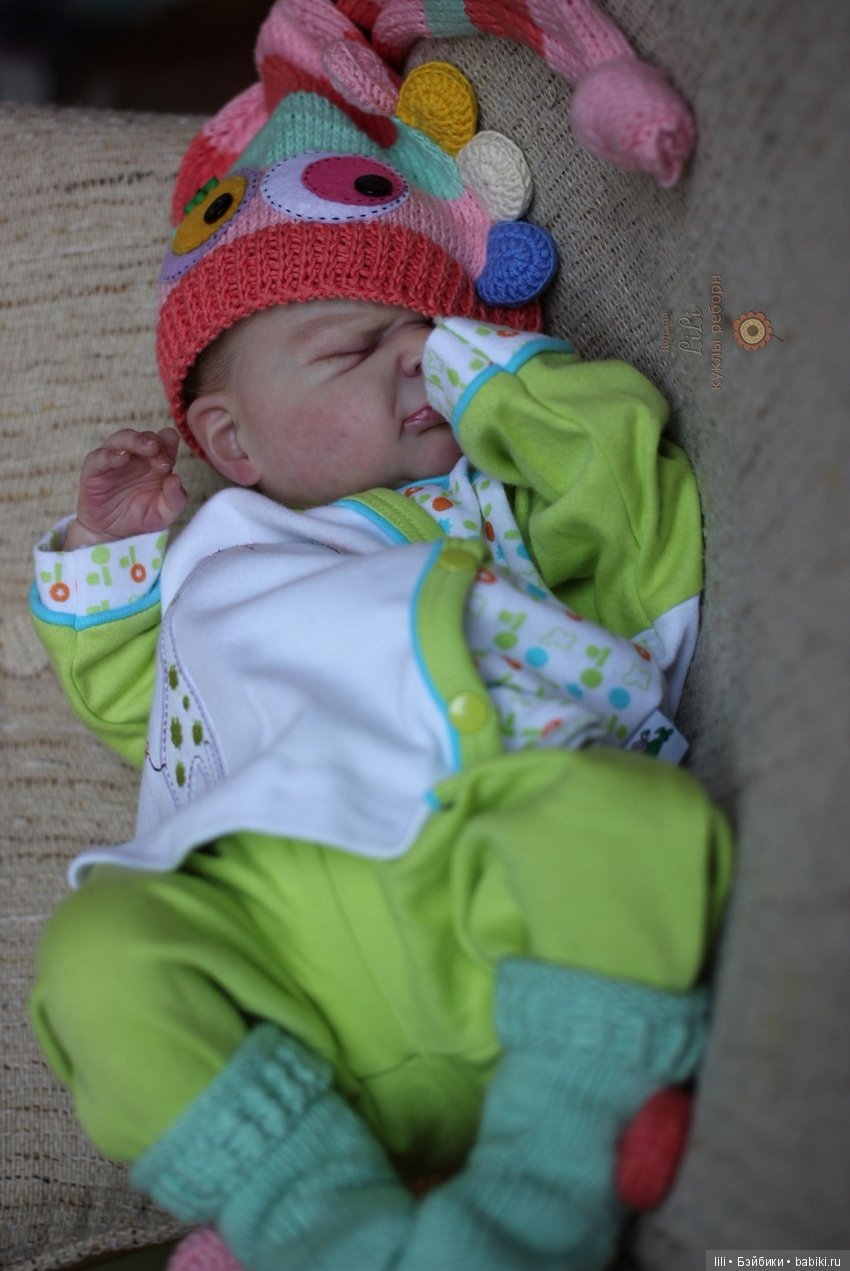 Малыш Томас, скульптор Olga Auer