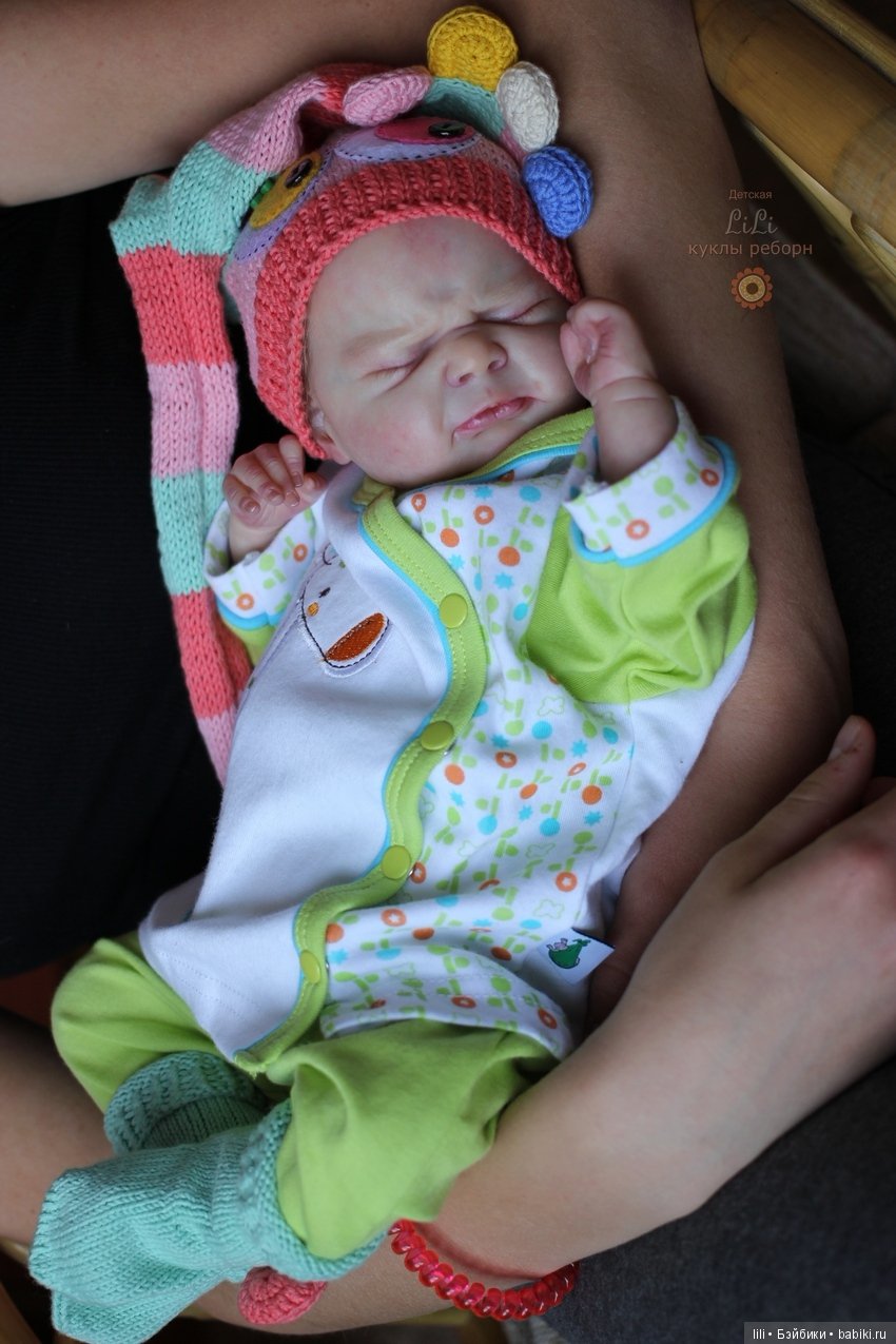 Малыш Томас, скульптор Olga Auer