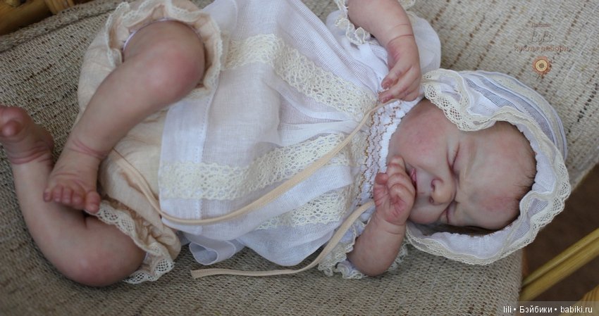 Малыш Томас, скульптор Olga Auer