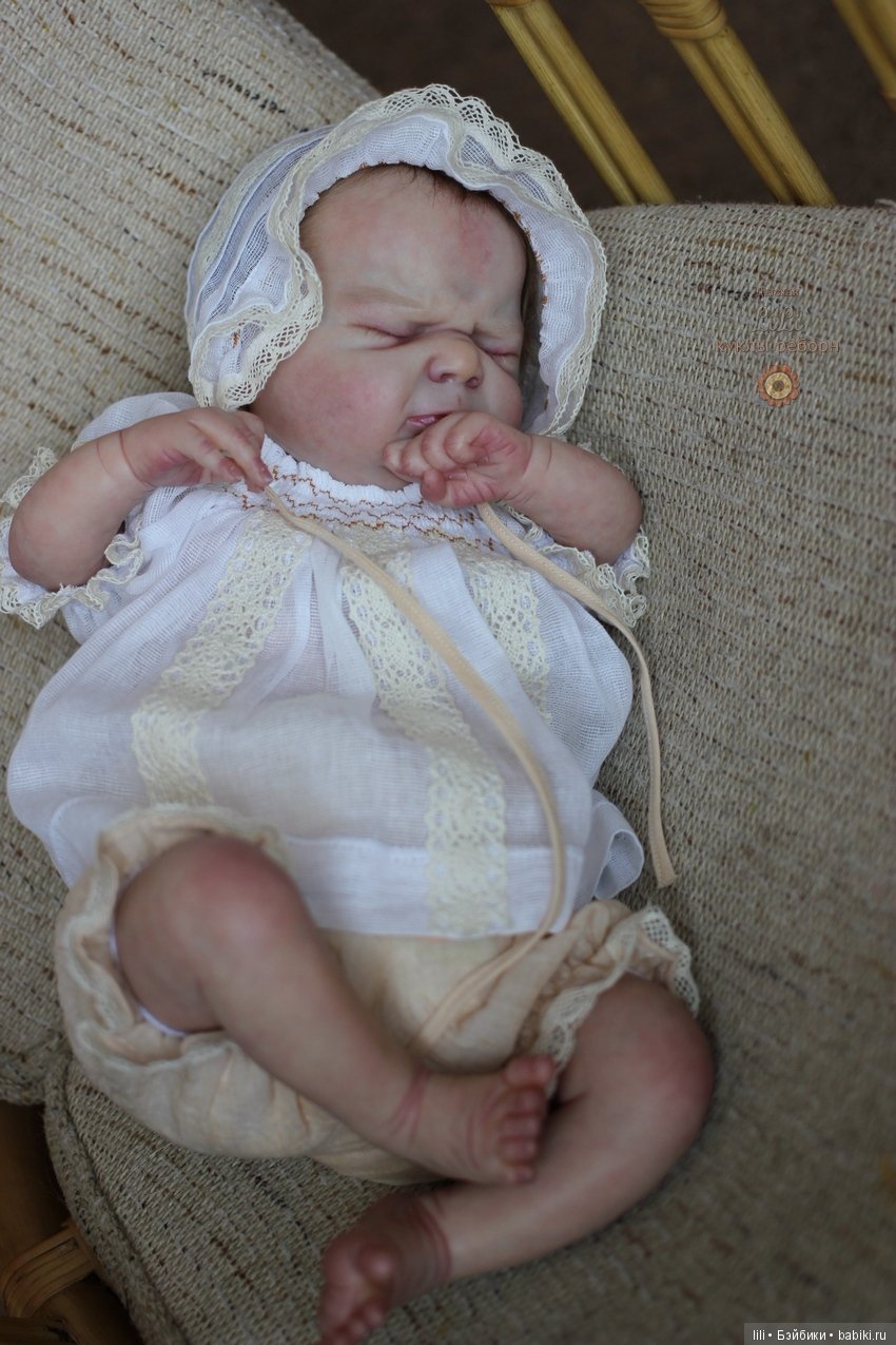 Малыш Томас, скульптор Olga Auer