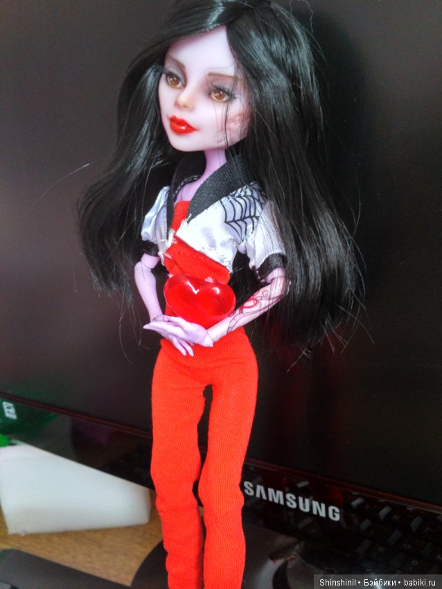 Закончила ооак — ООАК Monster High и Ever After High: репейнт (фото 5)