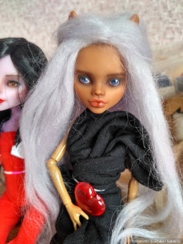 Закончила ооак — ООАК Monster High и Ever After High: репейнт (фото 7)