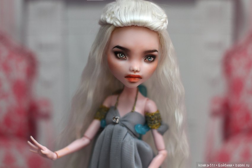 Почти Дэйнерис — Куклы Monster High и Ever After High: G1
