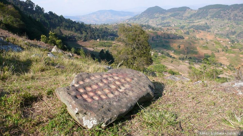 Африканские доски для игры в манкалу (фото 8)